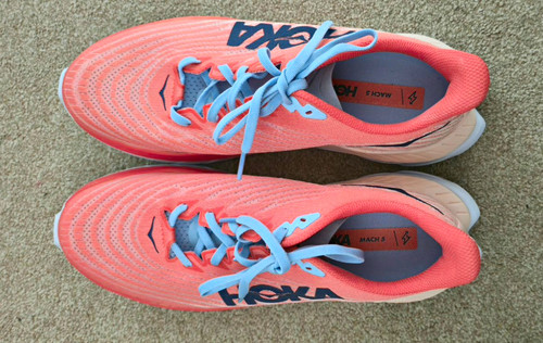 Hoka one - one,